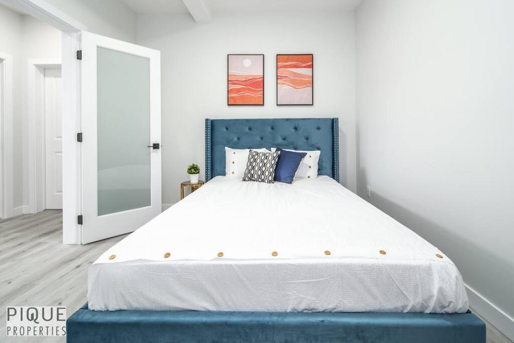 Holiday home *new*luxury Living*king Bed*ac&fireplace*sleeps13!