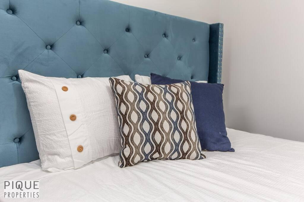 Holiday home *new*luxury Living*king Bed*ac&fireplace*sleeps13! *